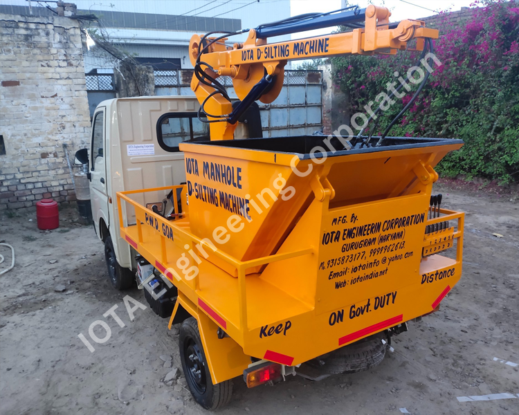 Manhole Desilting Machine