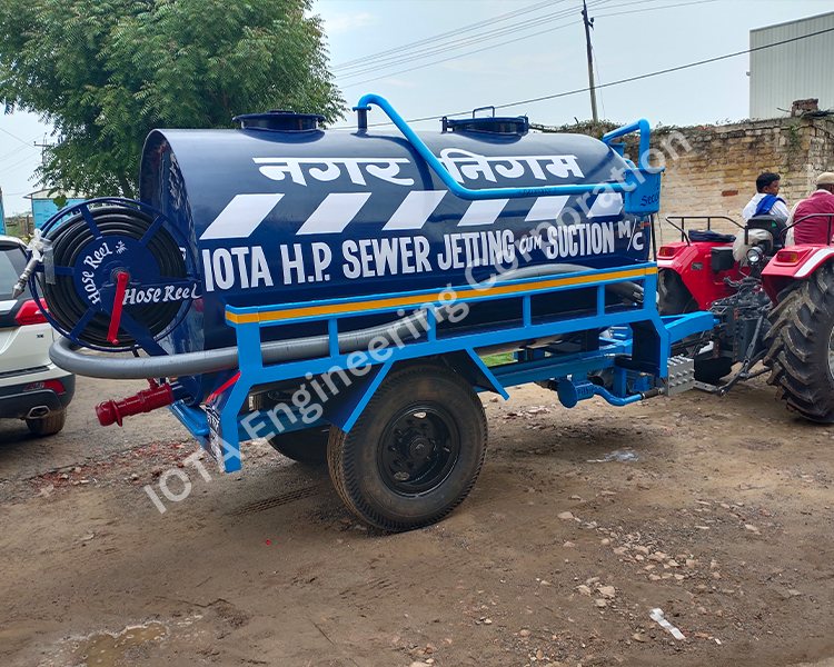 IOTA Jetting Cum Suction Machine Side View